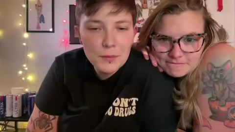 mostlyylesbian의 사진